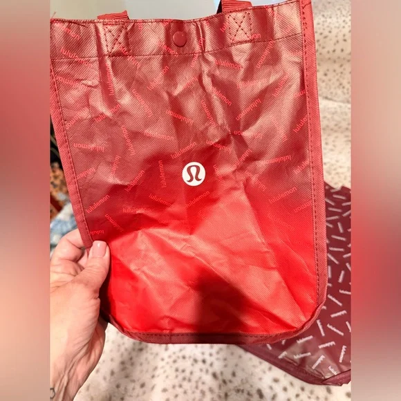 Bundle of 3 Lululemon Bags - Red White Black - Picture 4 of 10